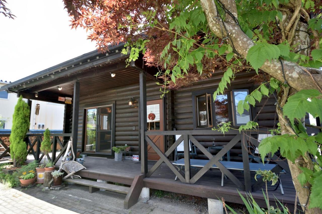 Carrefour Guesthouse カルフール ゲストハウス Toyama Station Extérieur photo